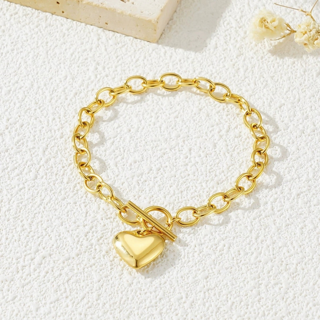 Golden Heart Toggle Bracelet