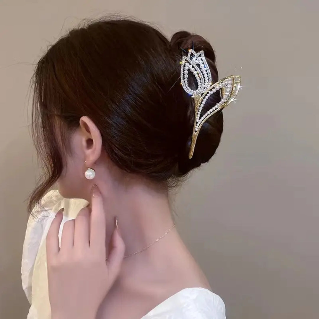 Gilded Flora Hair Claw