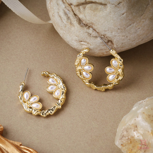 Pearl Twirl Loops Gold Earring