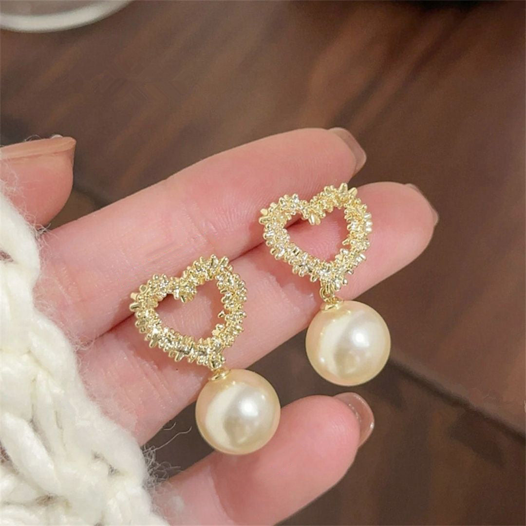 Heart of Pearl Drop Studs Earrings
