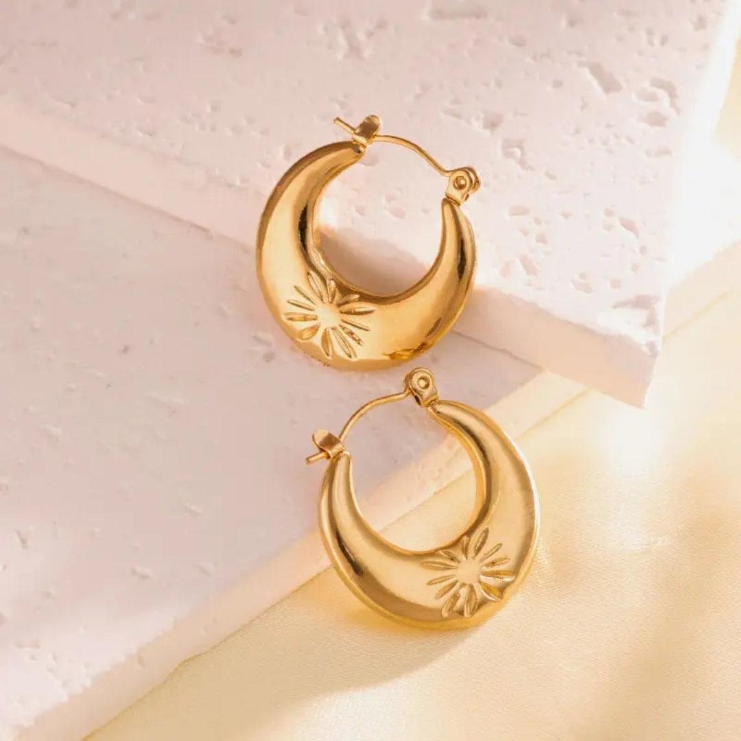 Eterna Shine Hoops Earrings