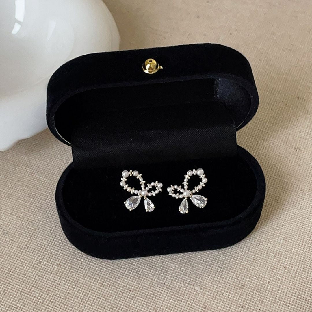 Glinting Heirloom Bows Earrings