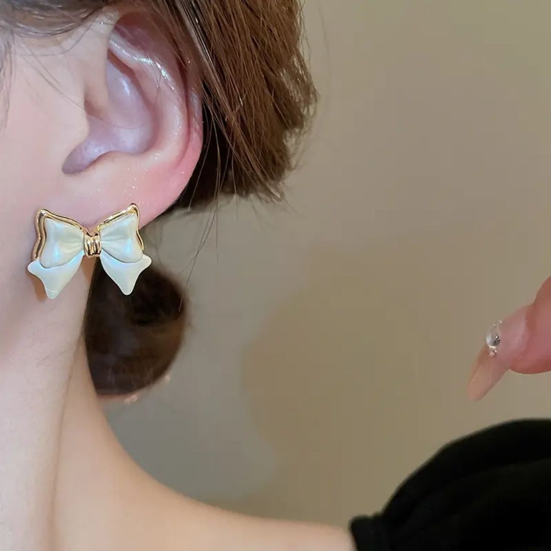Groovy Bow Glaze Earrings