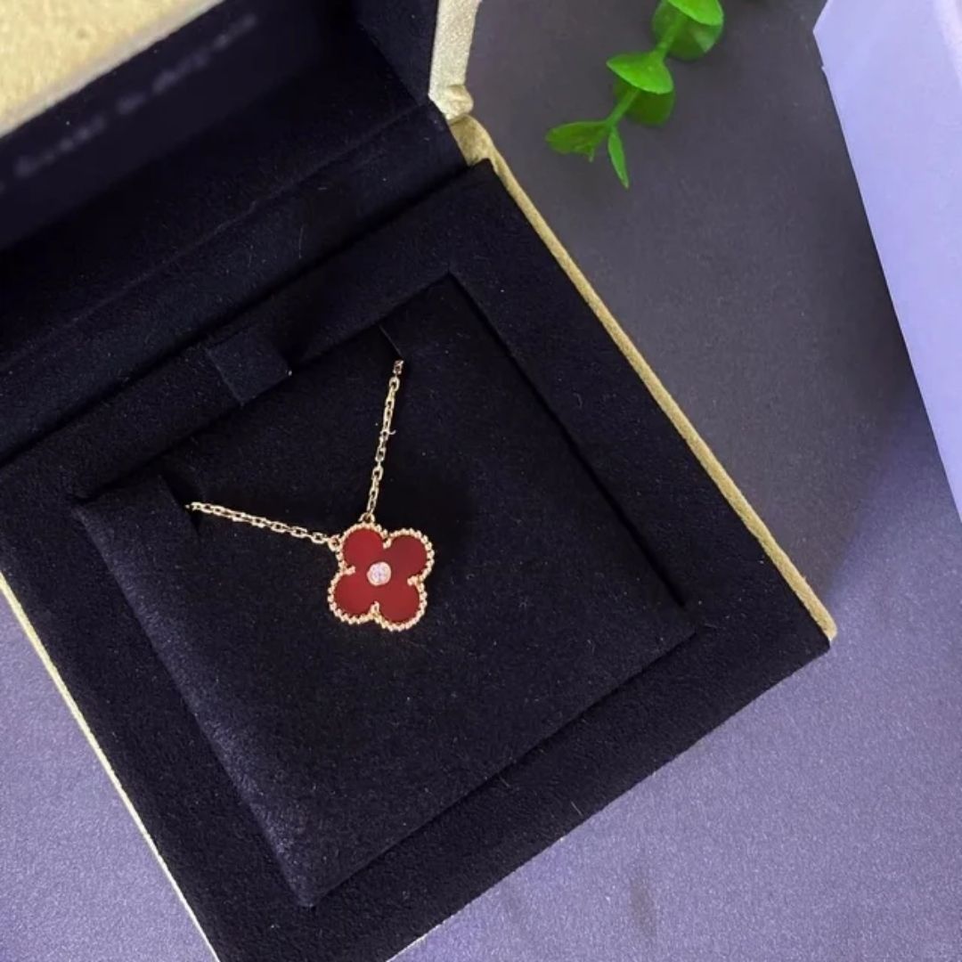 Rose Gleam Pendant