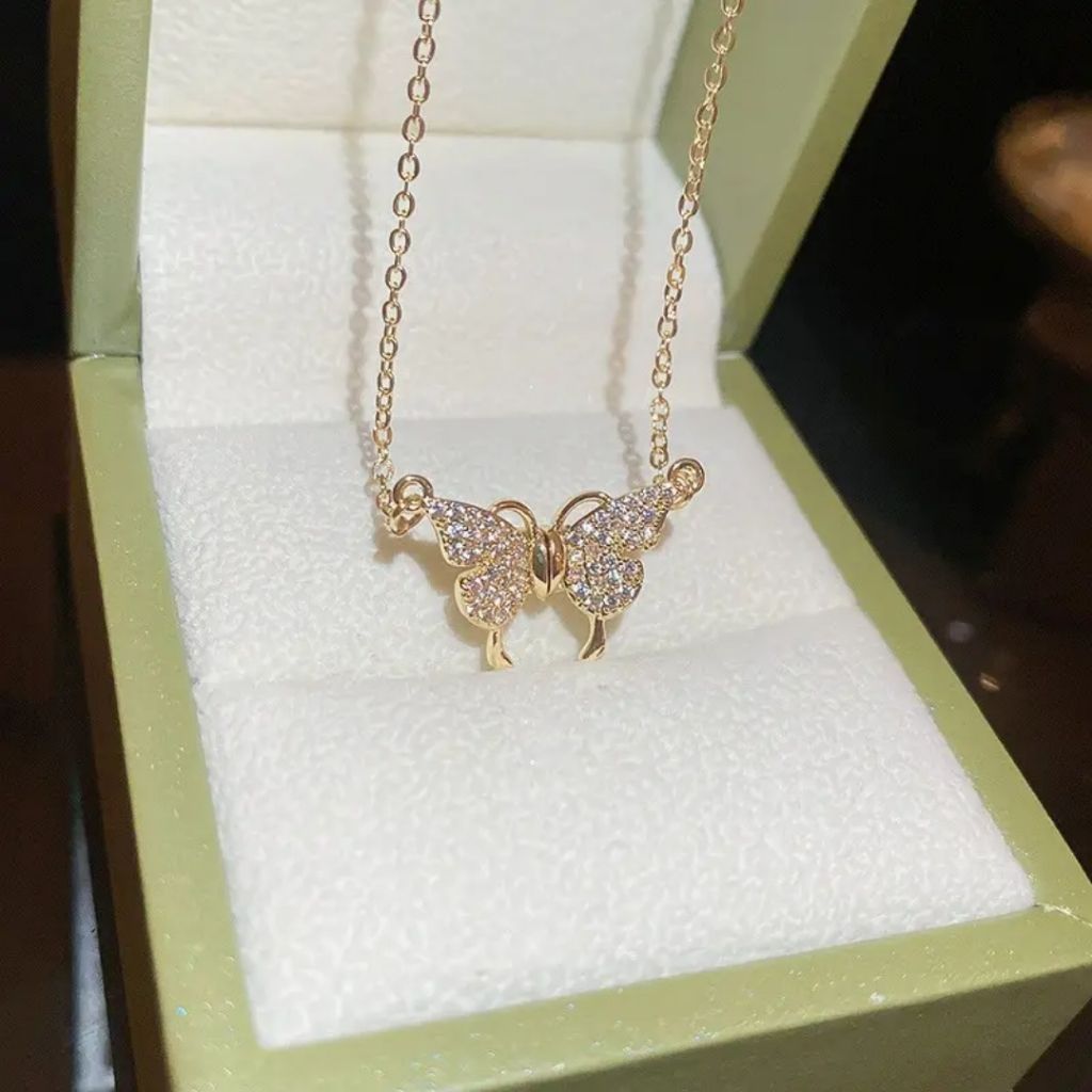Gold Sway Necklace
