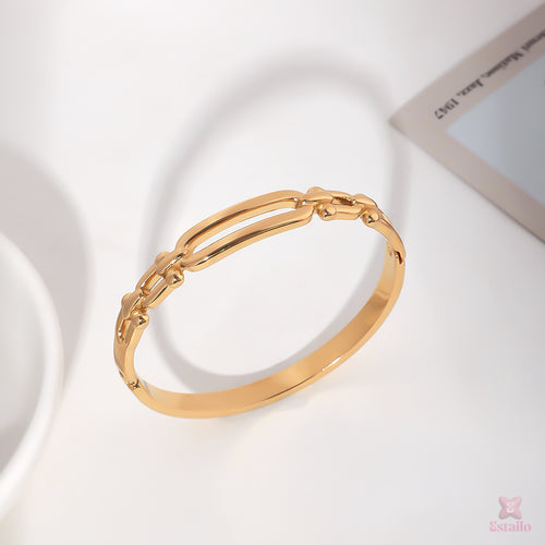 Linear Link Bracelet