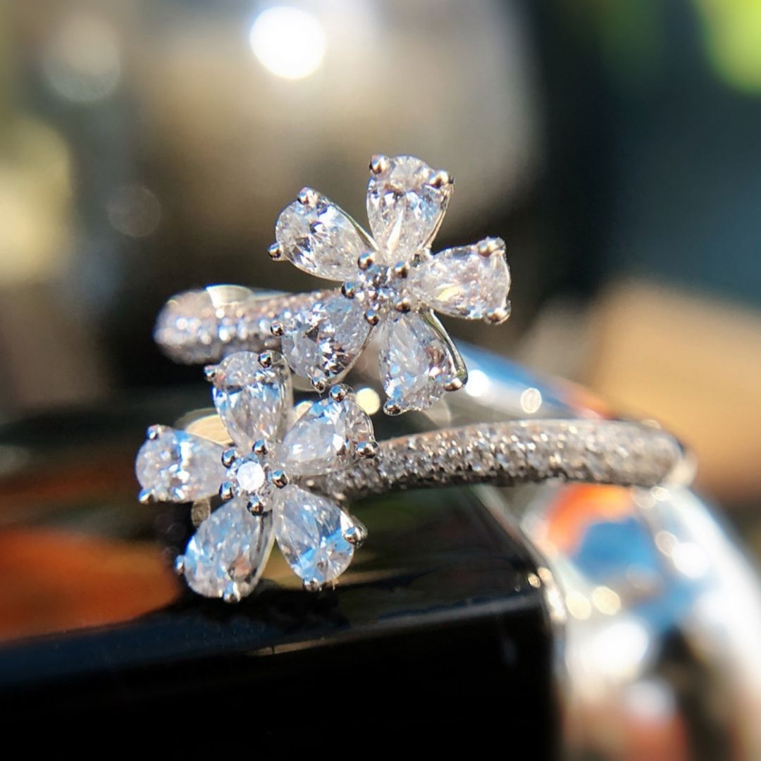 Snowdrop Luxe Floral Ring