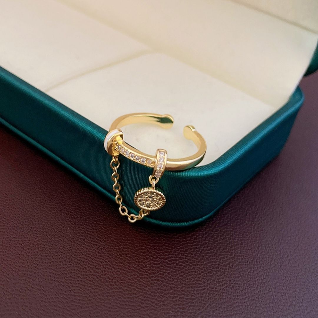 Golden Eclipse Chain Ring