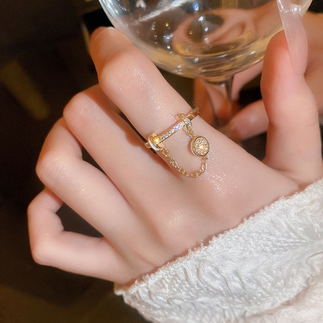 Golden Eclipse Chain Ring