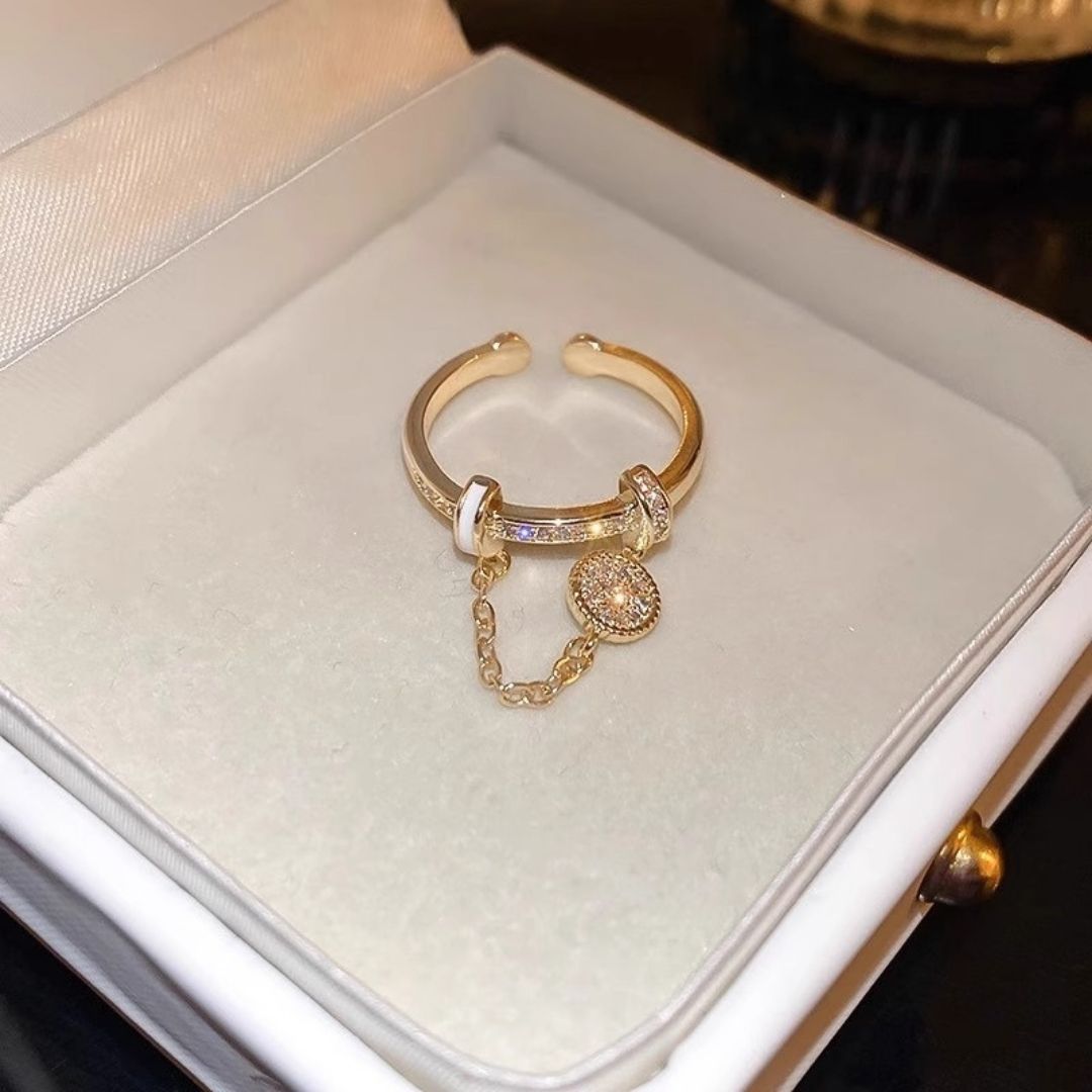 Golden Eclipse Chain Ring