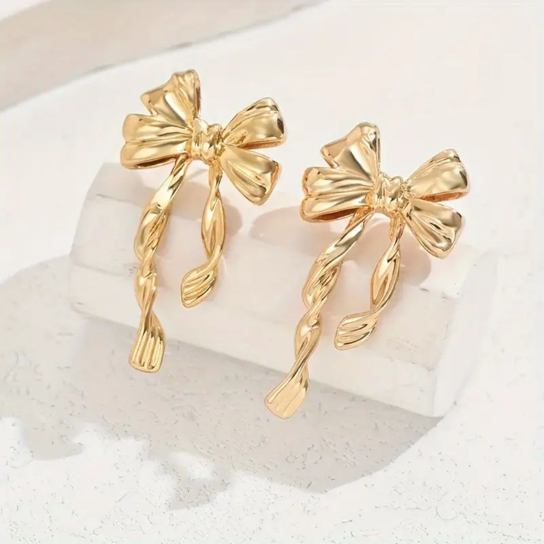 Bow Glowy Twisty Earrings