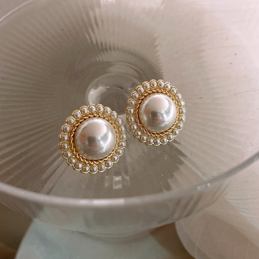 Luna Pearl Studs