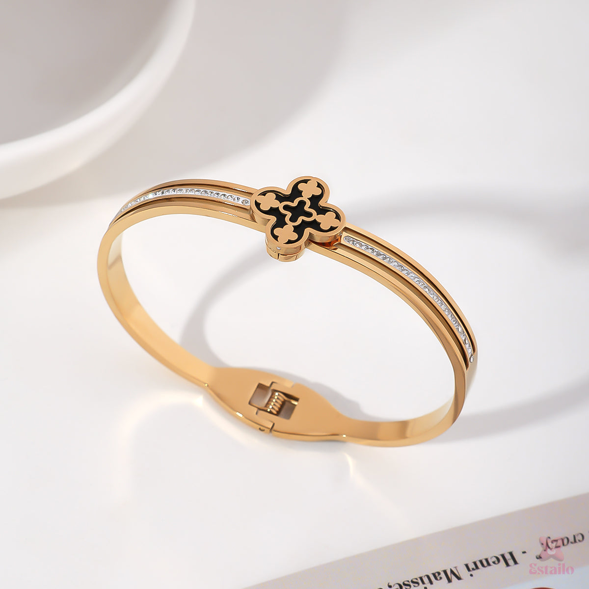 Refined Golden Bracelet