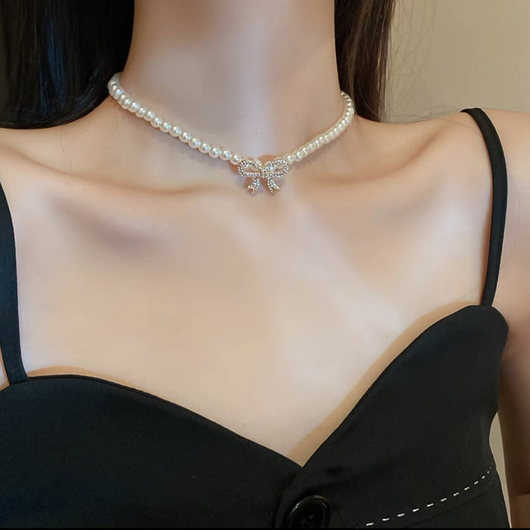 Bella Bow Pearl Necklace