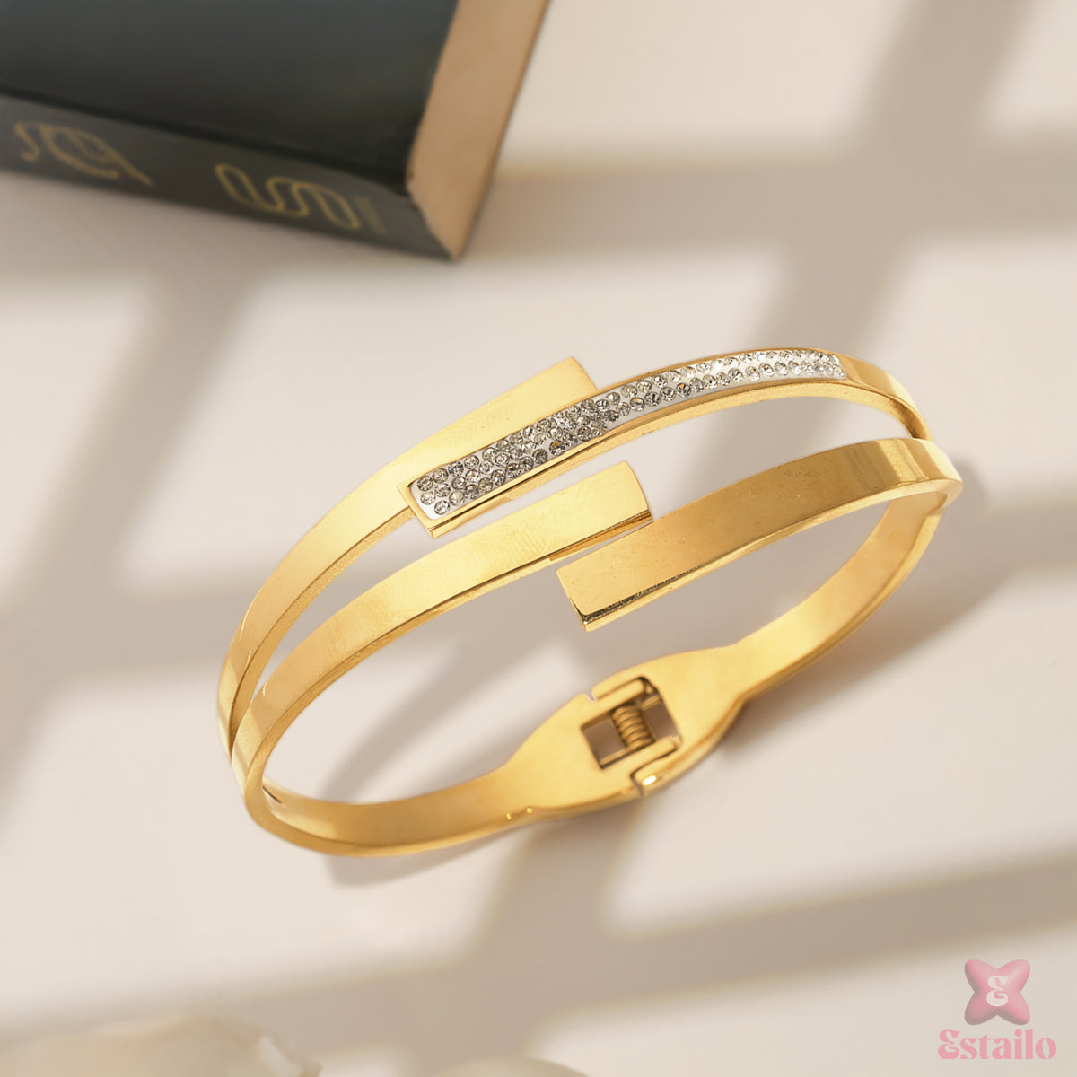 Dazzling Dash Bracelet