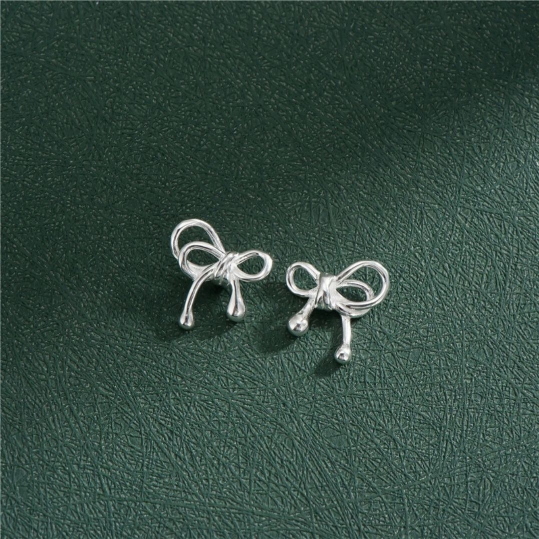 Silver Ribbon Drops Earrings