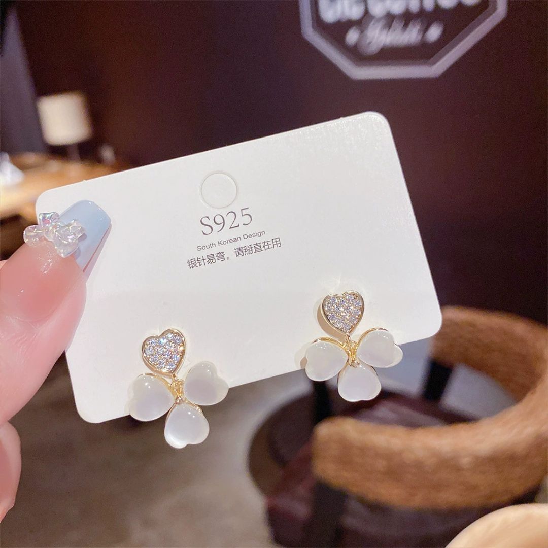 Petal Love Studs Earrings