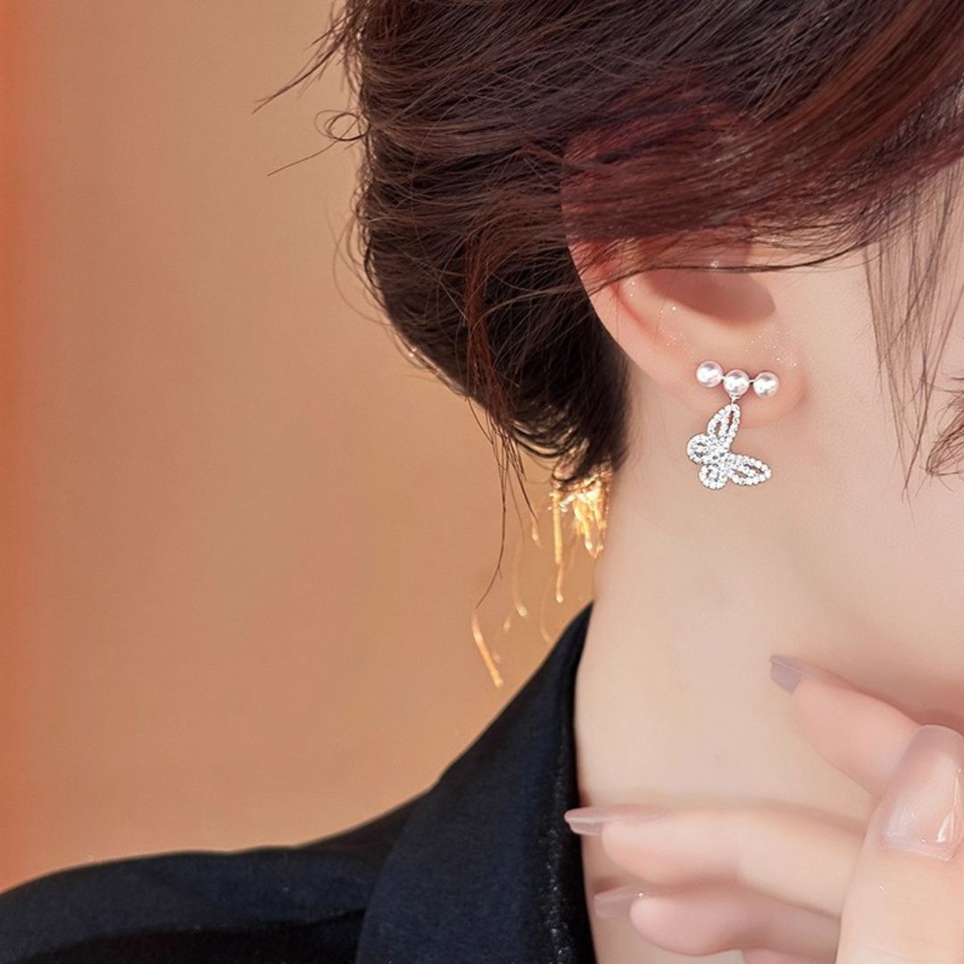 Butterfly Bloom Pearls Earrings