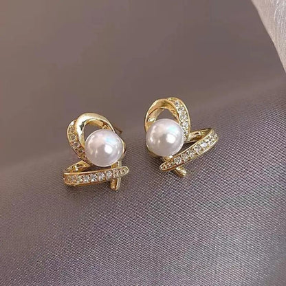 A Pearl Of Wisdom Heart  Earrings