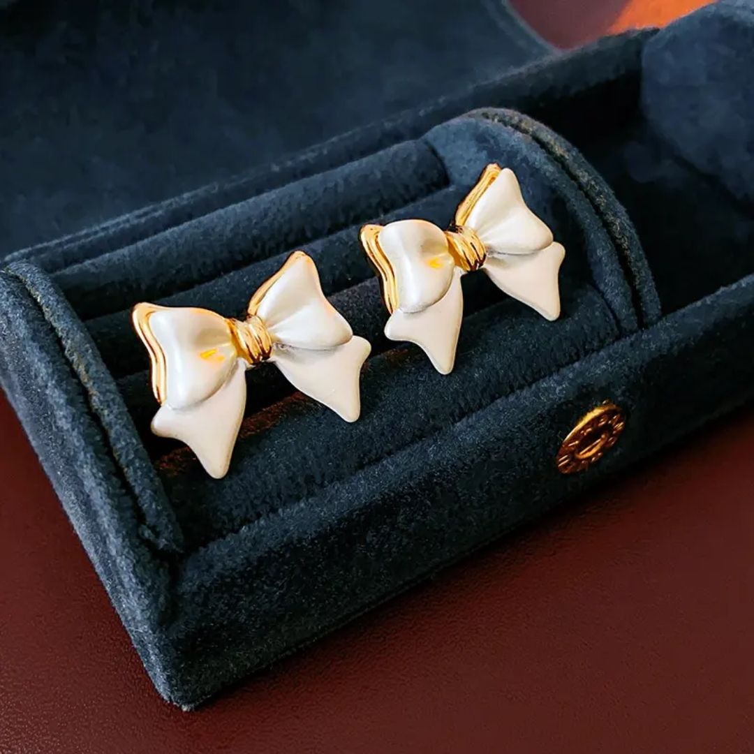 Groovy Bow Glaze Earrings