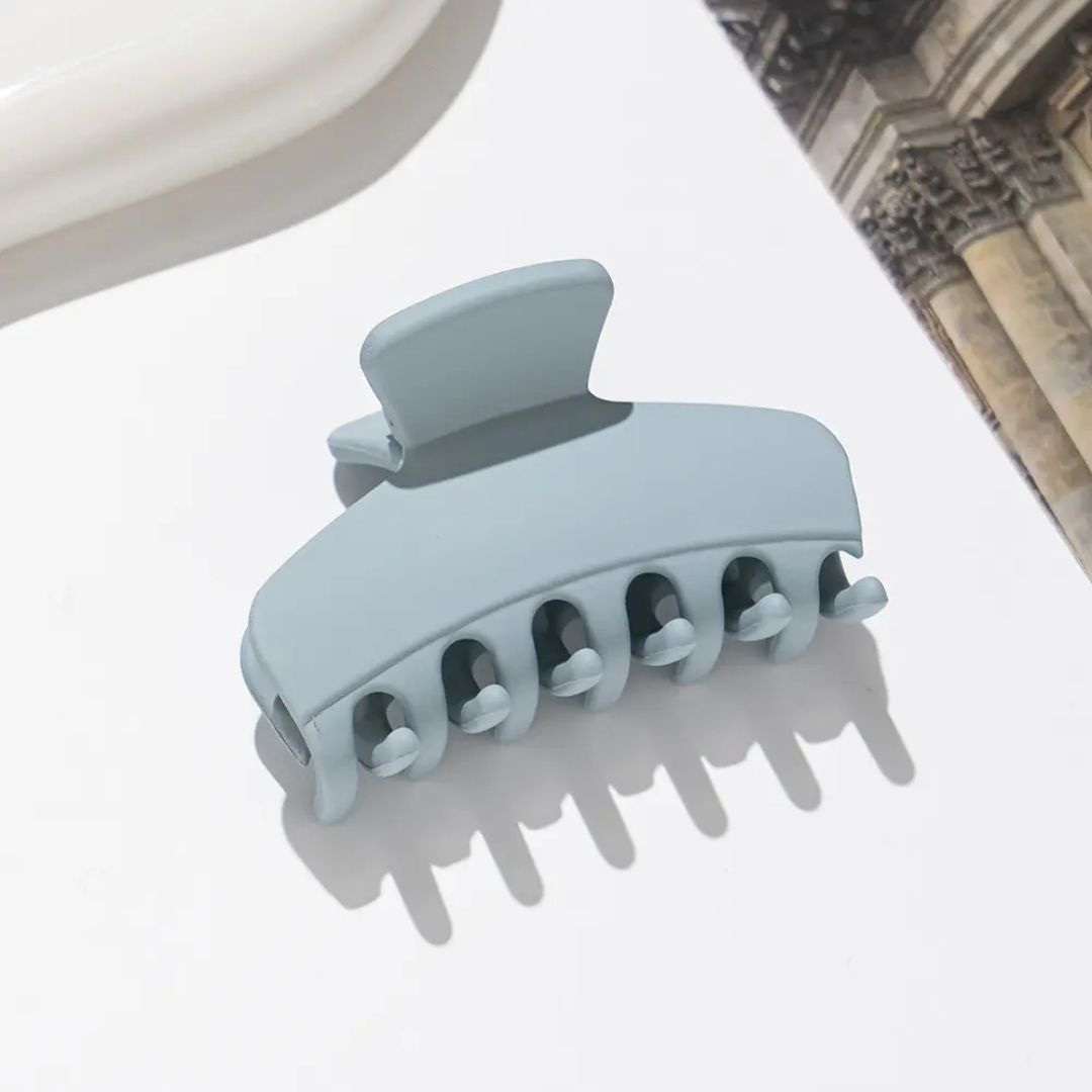Luxe Locks Claw Hair Accessories (pack of 1)