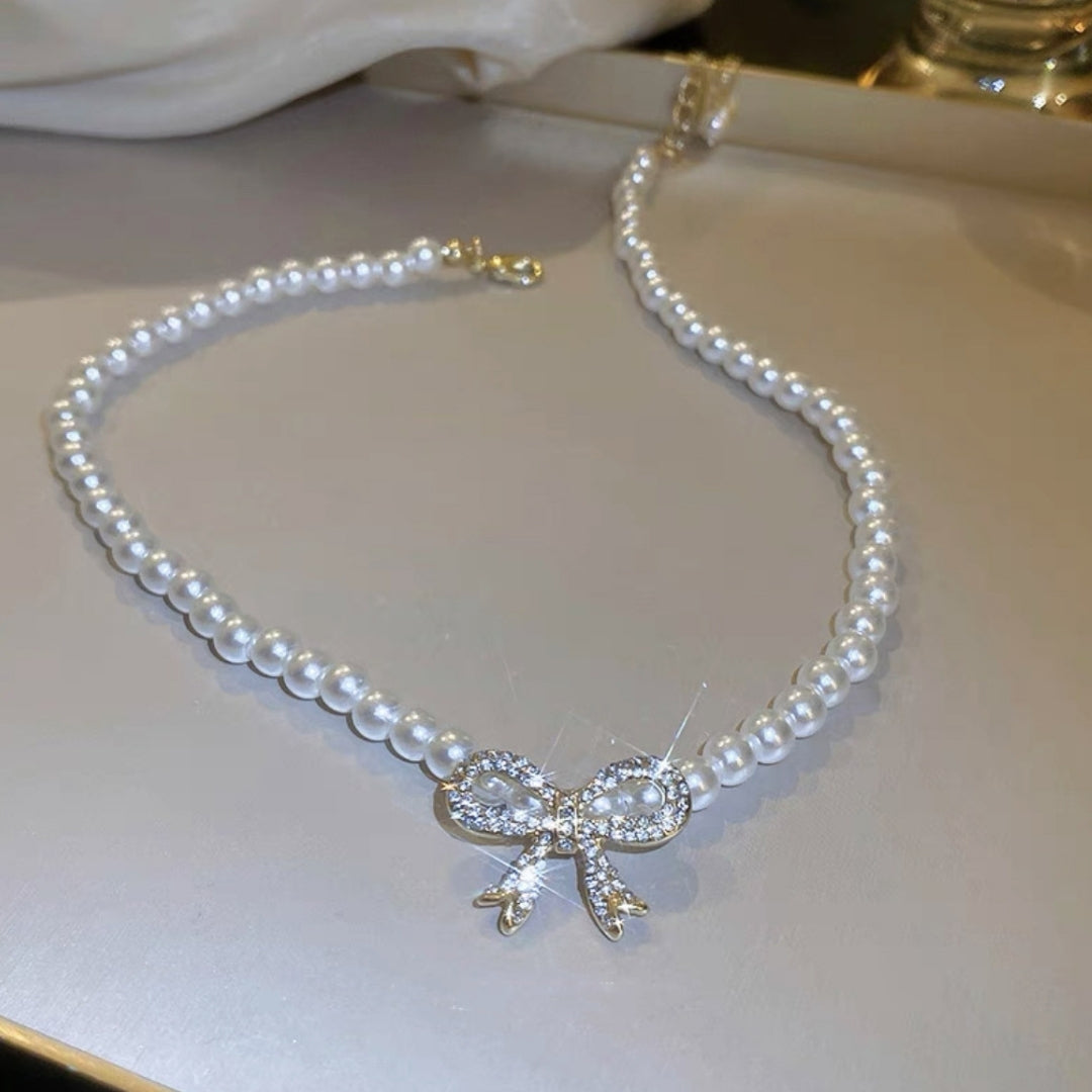 Bella Bow Pearl Necklace