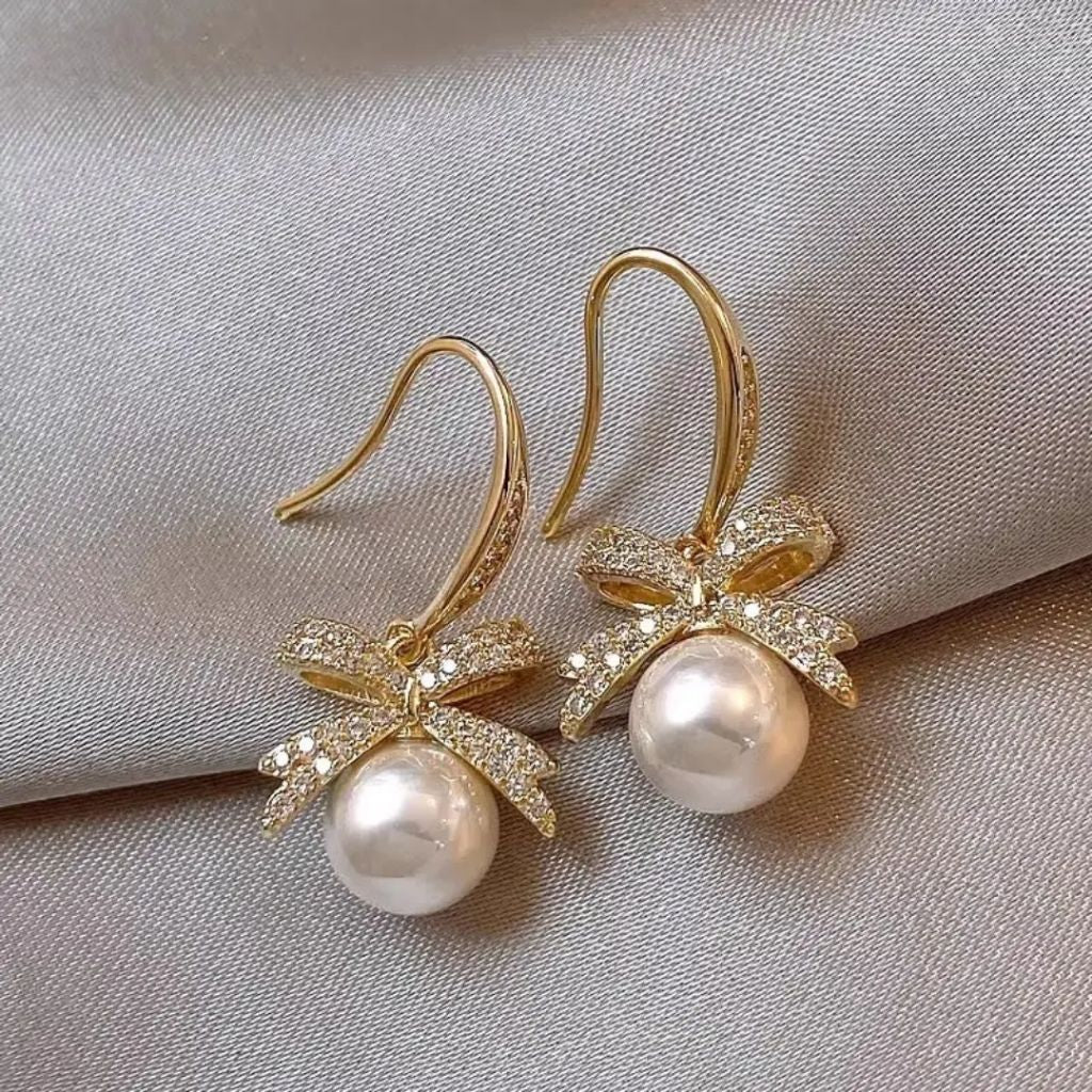 Pearl Knot Hoops Earrings