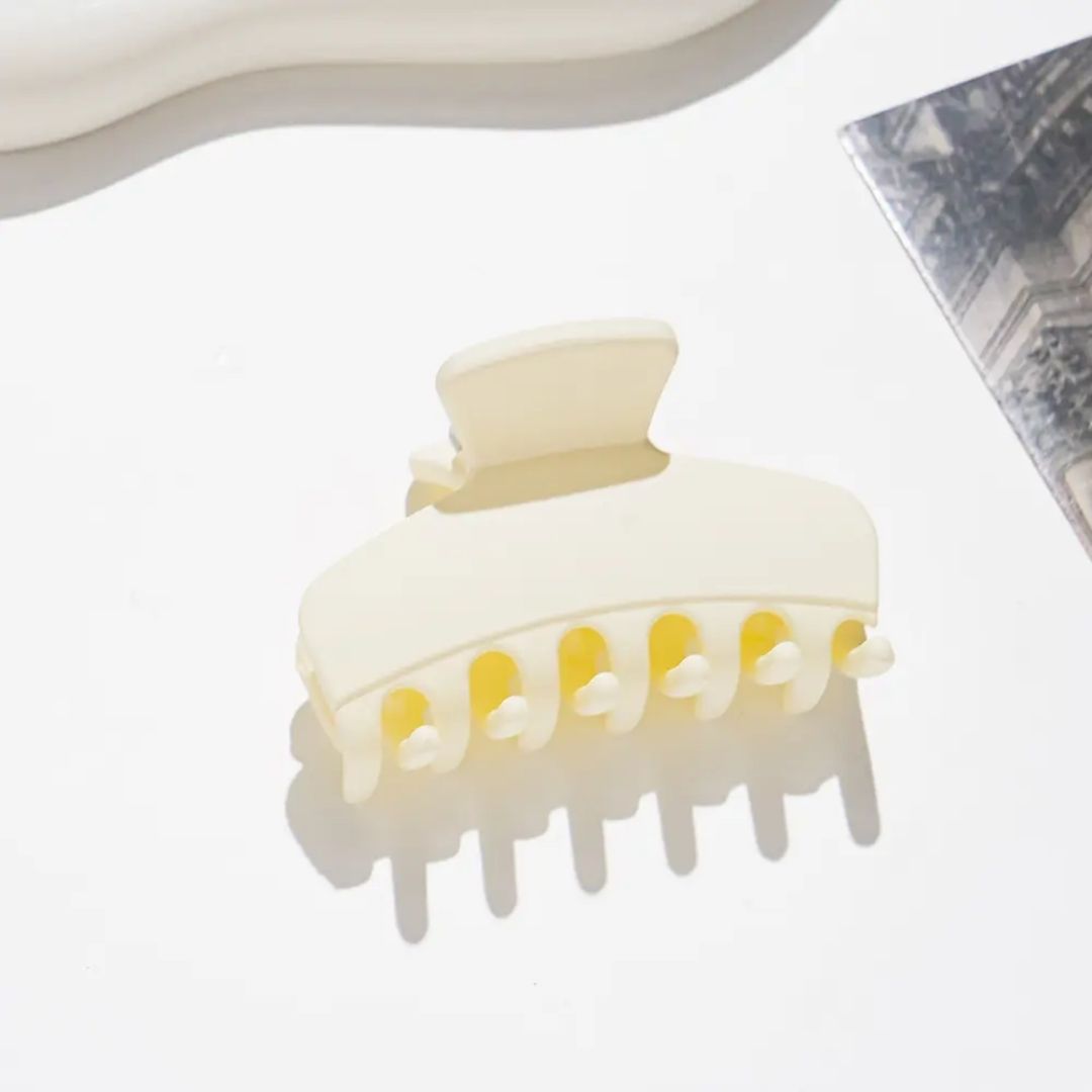 Luxe Locks Claw Hair Accessories (pack of 1)