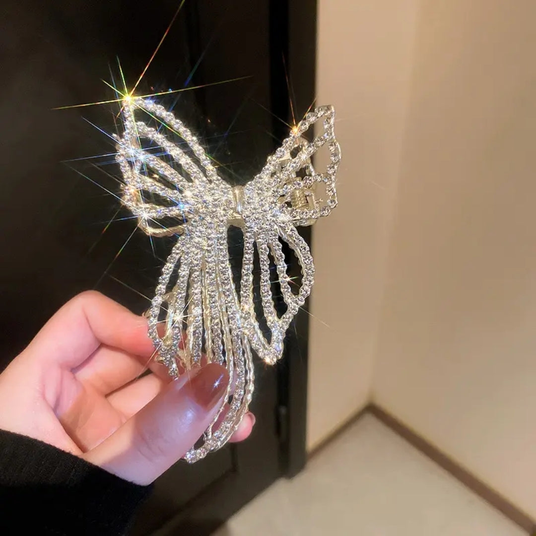 Rhinestone Radiance Hair Claw