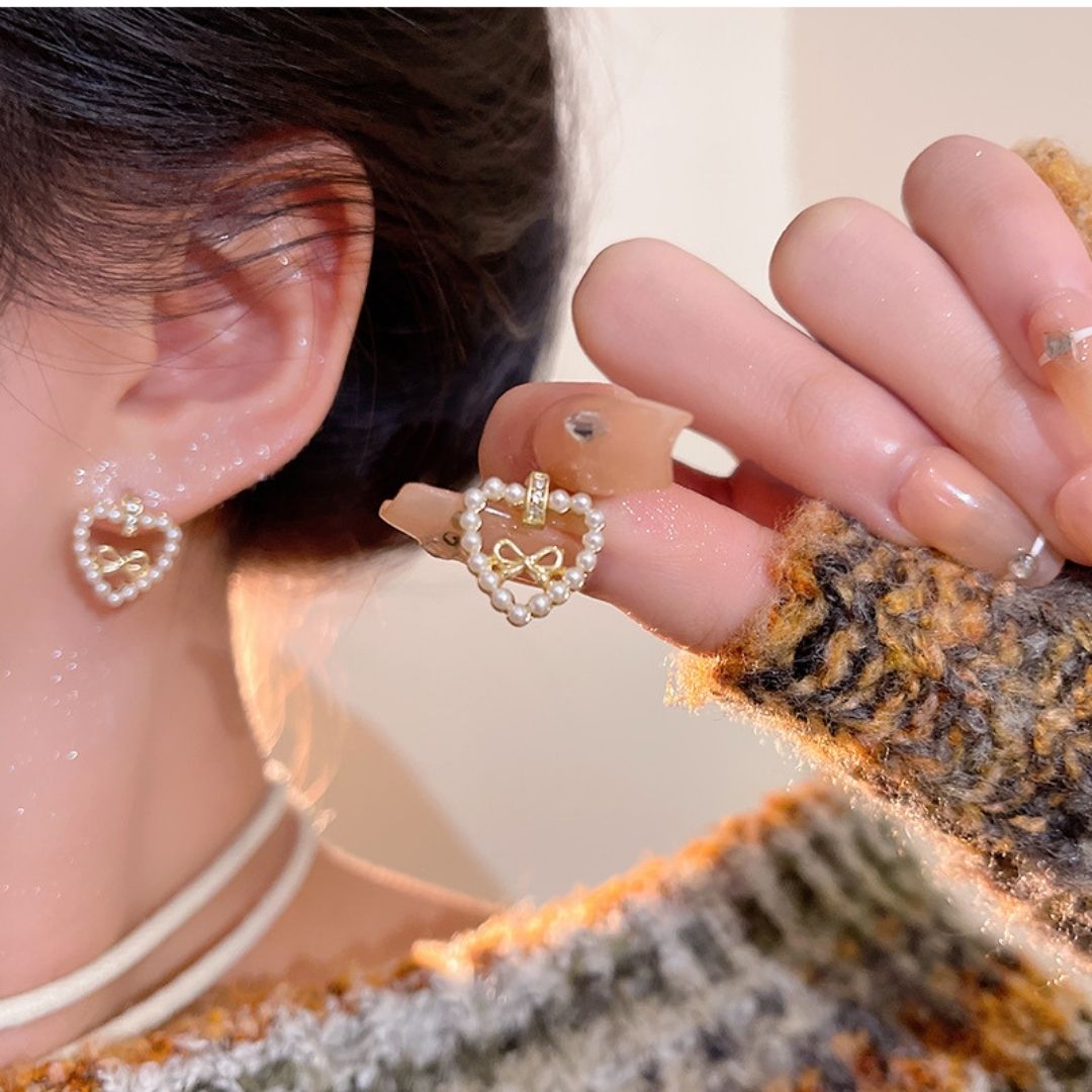 Love Knot Pearl Studs Earrings