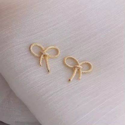 Bling Blogger Bow Earring