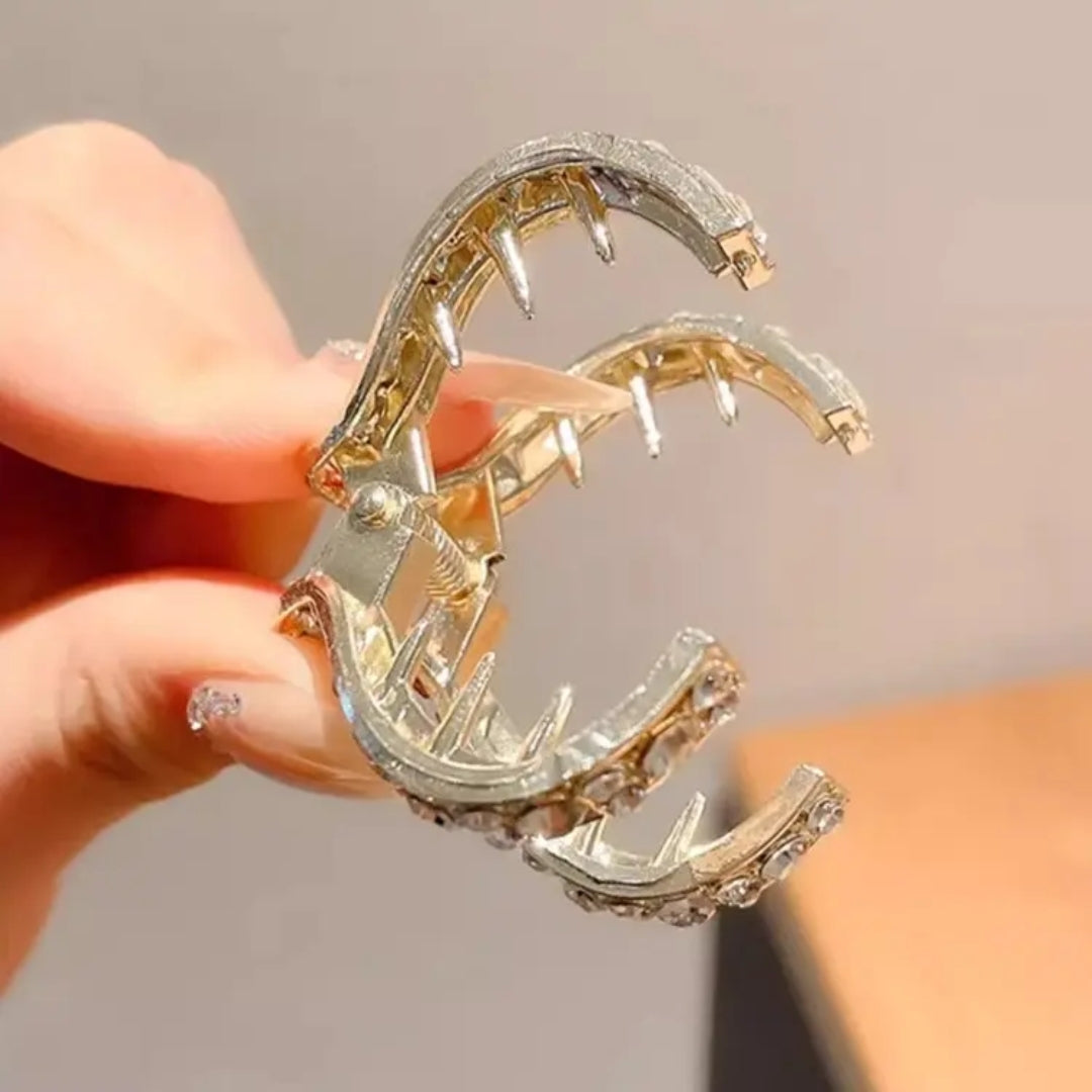 V-Shape Elegance Hair Claw