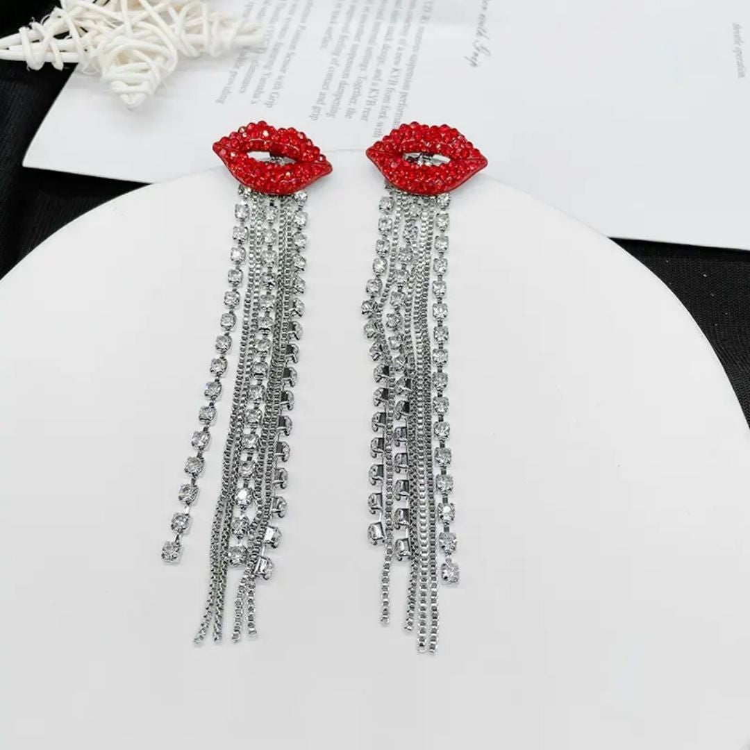 Pout & Strings Earrings