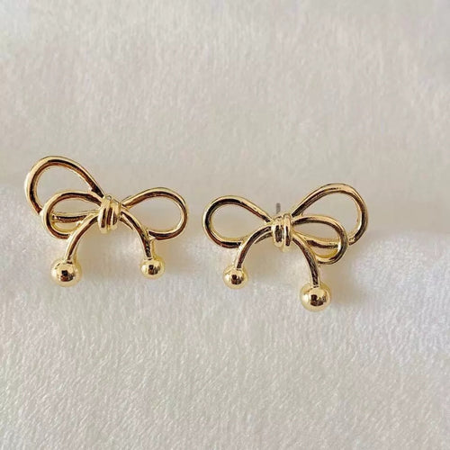 Golden Ribbon Studs Earrings