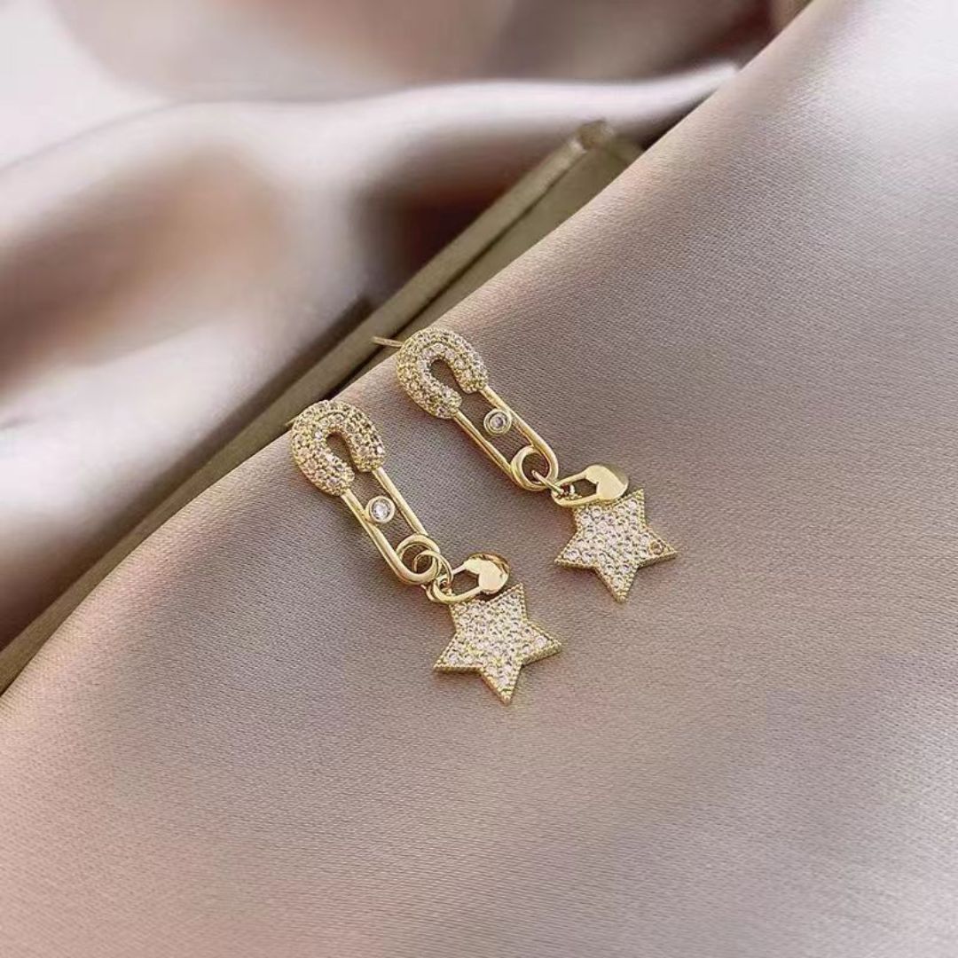 Pinpoint Starlet Earrings