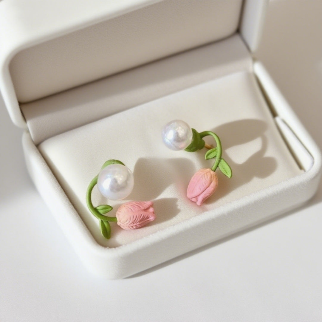 Charming Tulip Pearl  Earrings