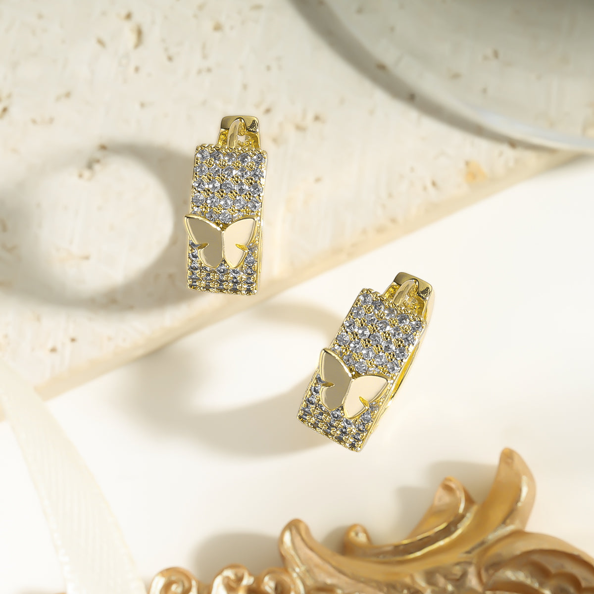 Bliss Glow Butterfly Earring