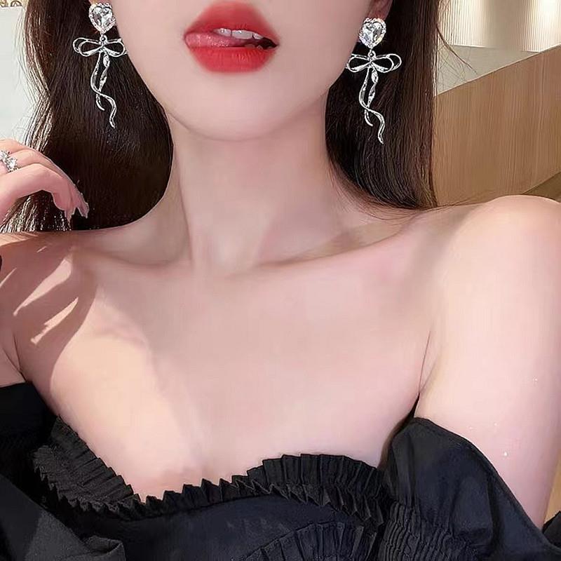Rhinestone Sweetheart Bow Earrings