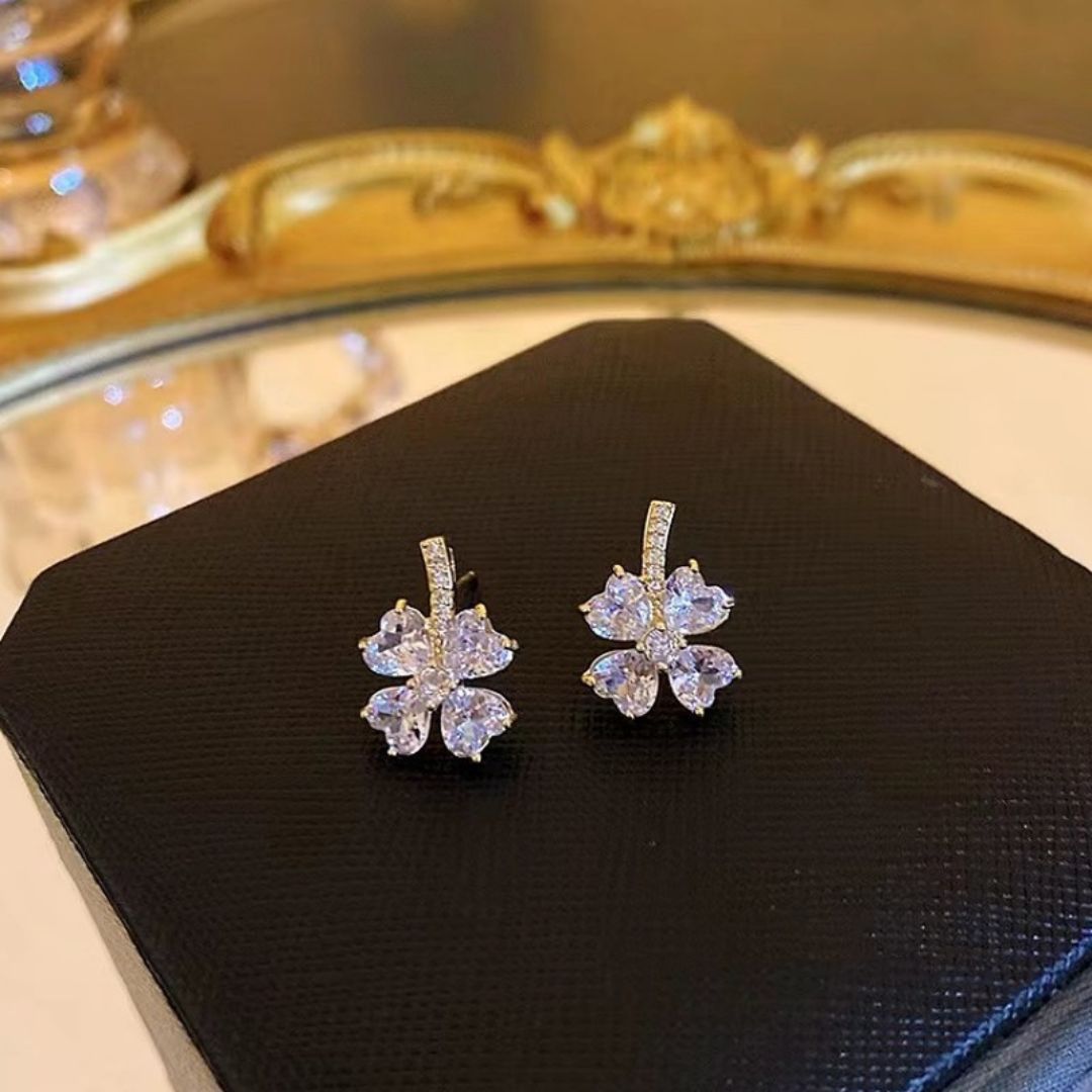 Clear Clover Crystals Earrings