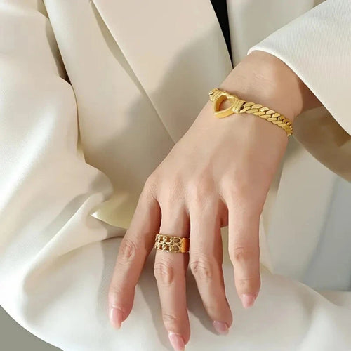 Chunky Heart Bracelet