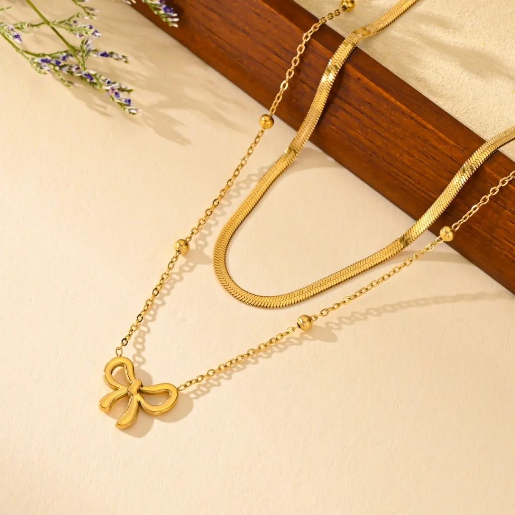 Knots & Glows Necklace