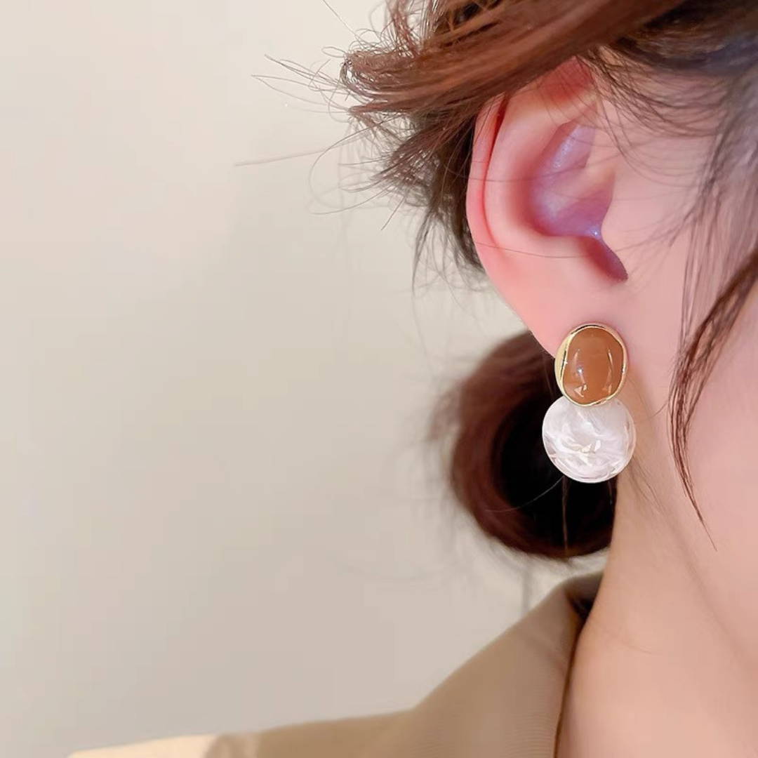 CheerPearl Stud Earrings