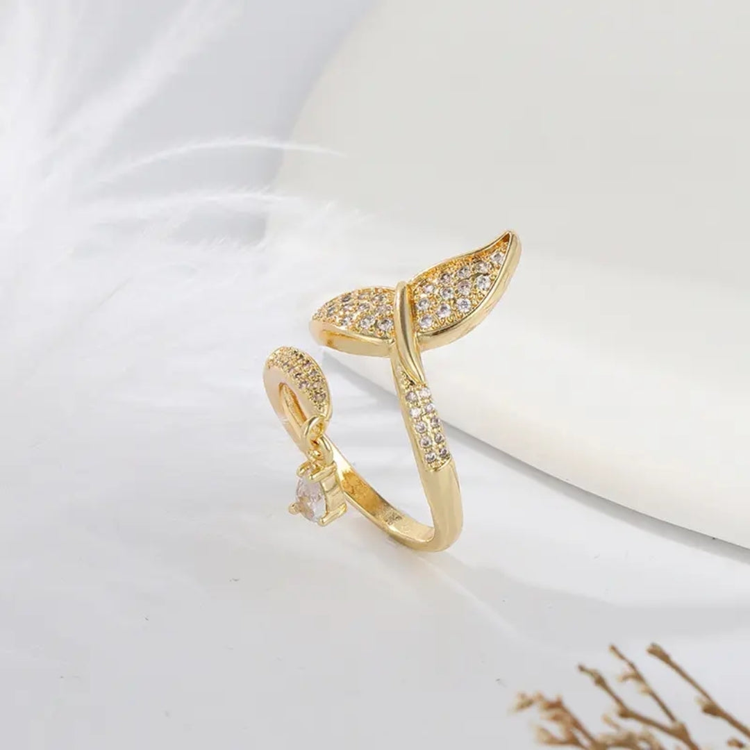 Coiled Radiance Ring