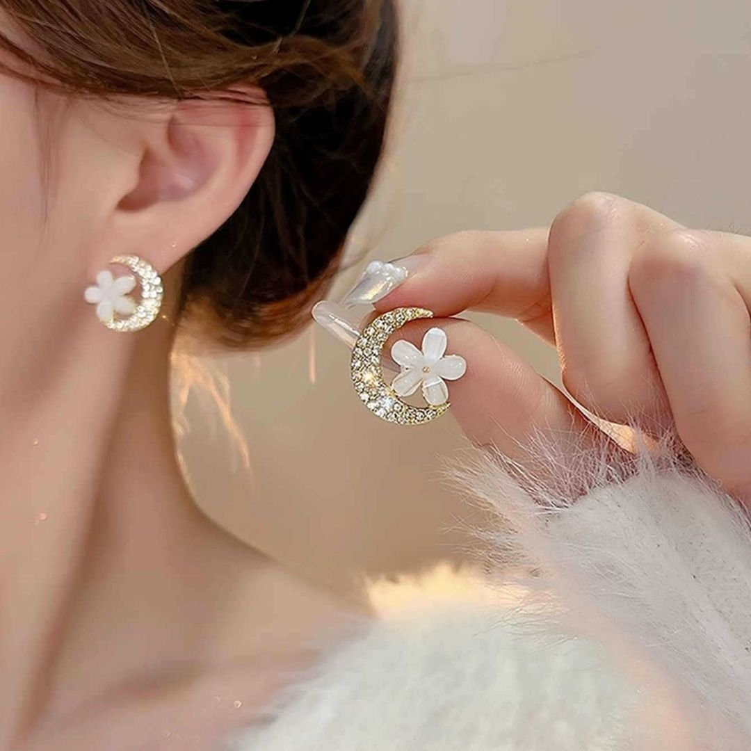 Blossom Crystal Studs Earrings