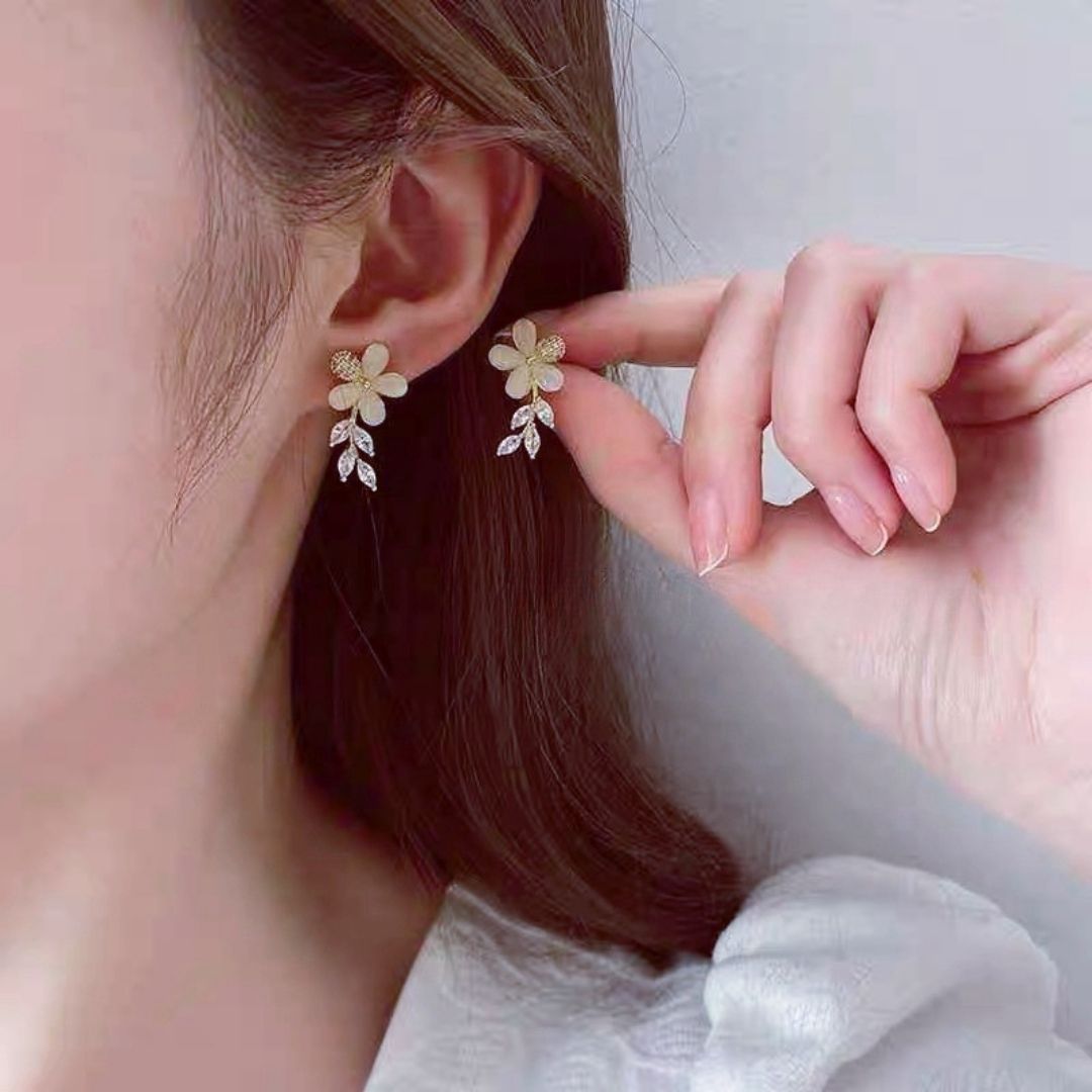Gilded Jasmine Cascades Earrings