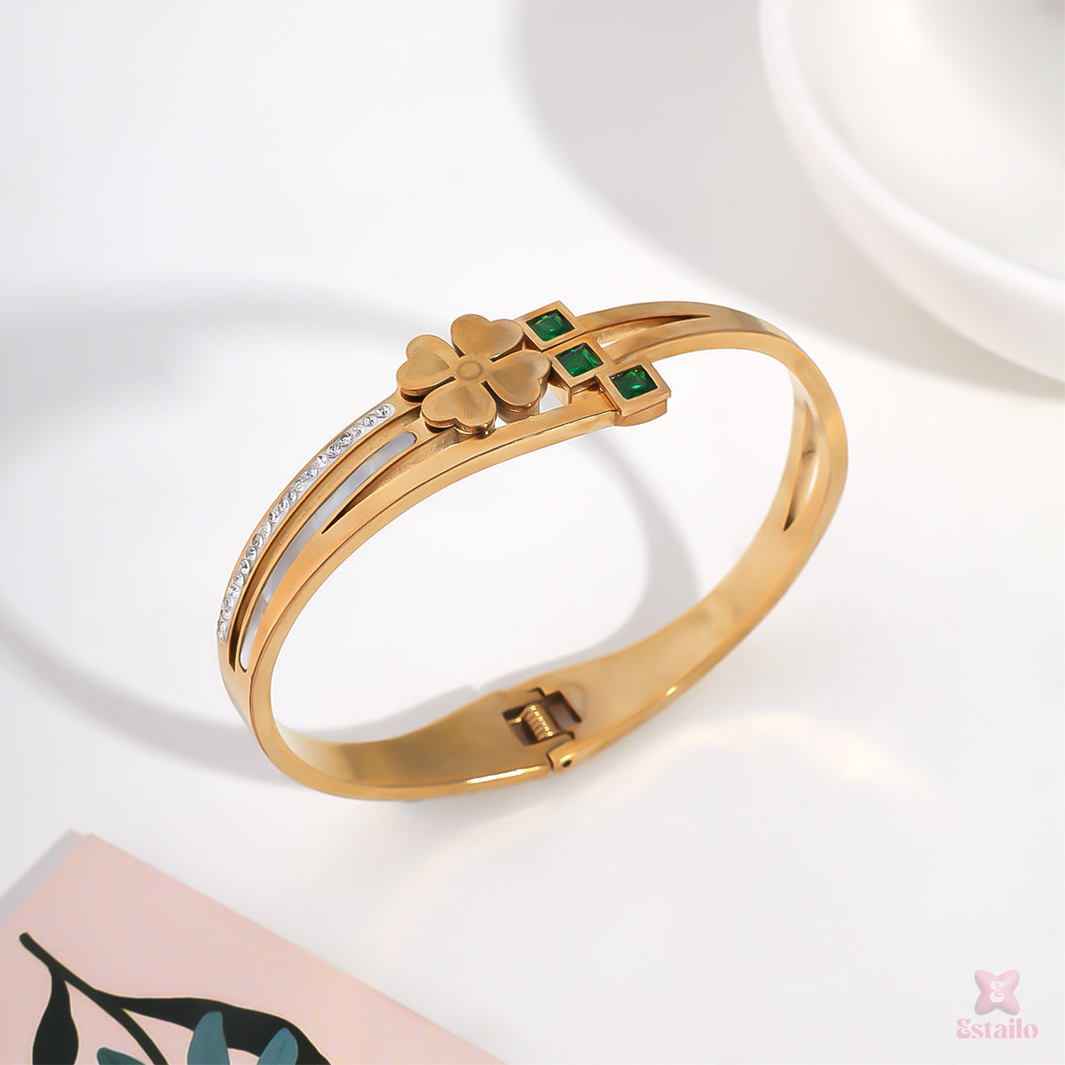 Emerald Clover Bracelet
