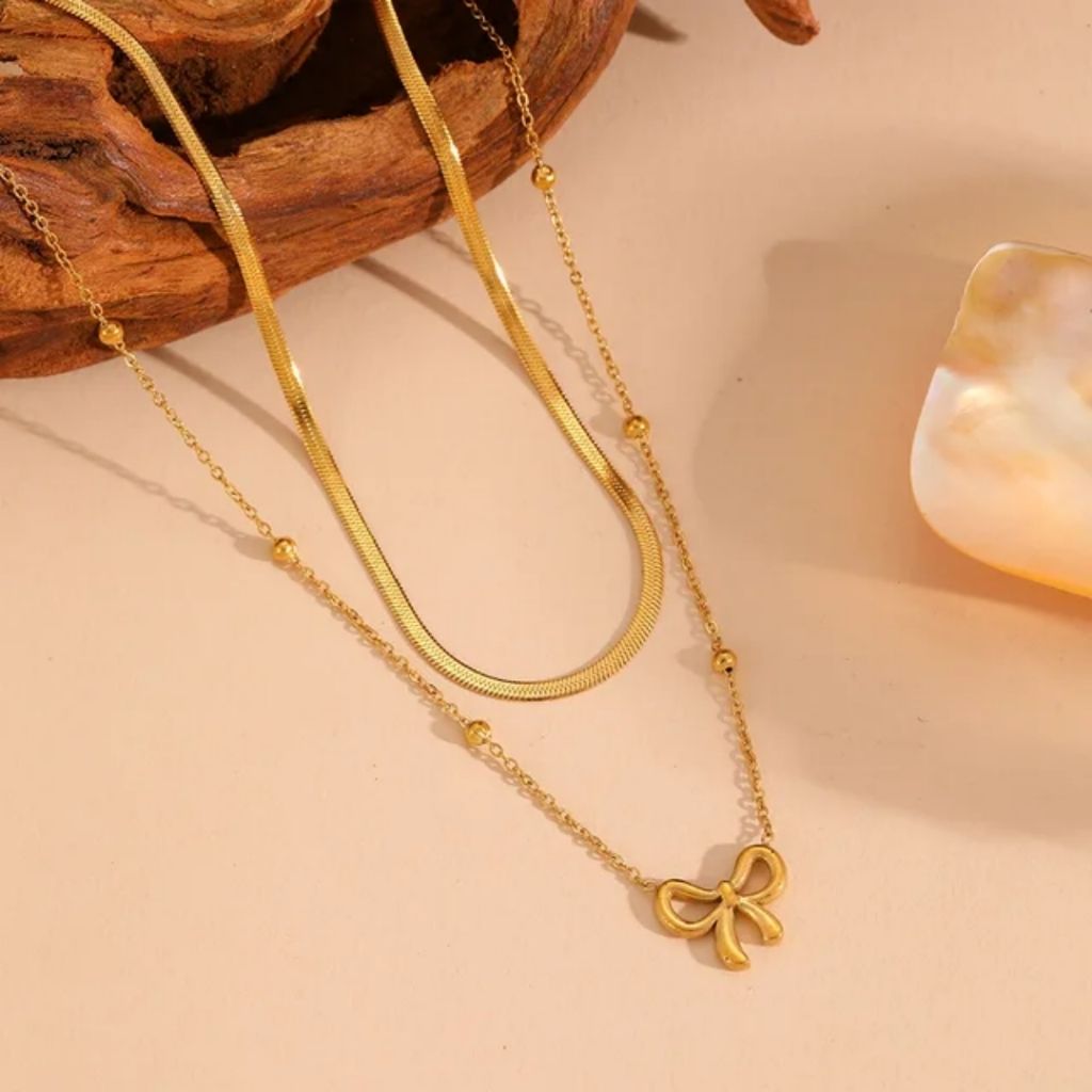 Knots & Glows Necklace