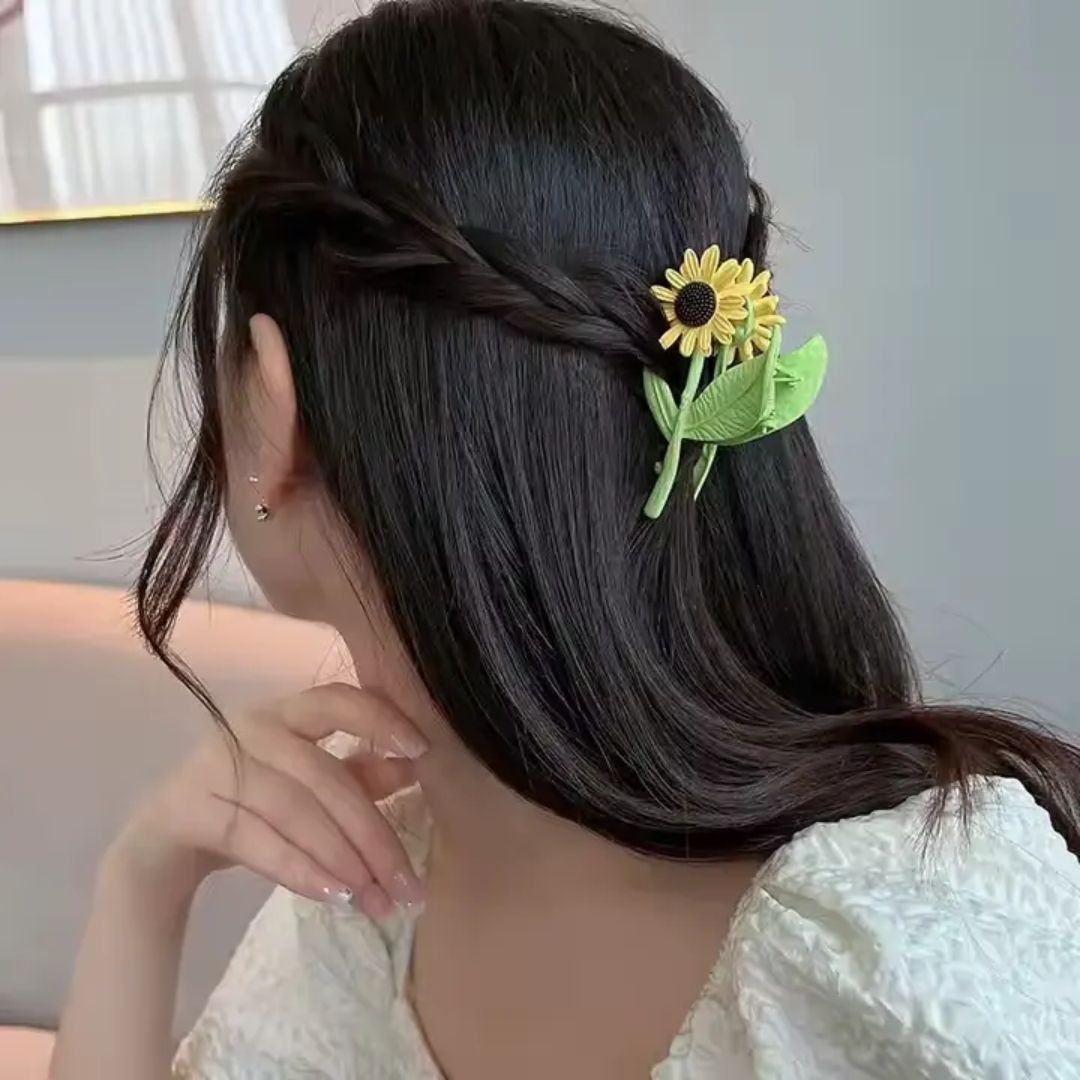 Summer Bloom Hair Claw