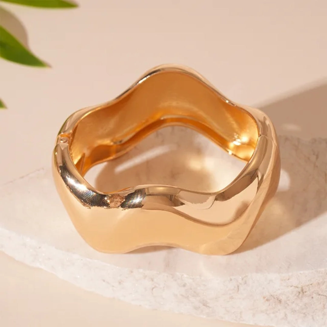 TwistAura Bracelet