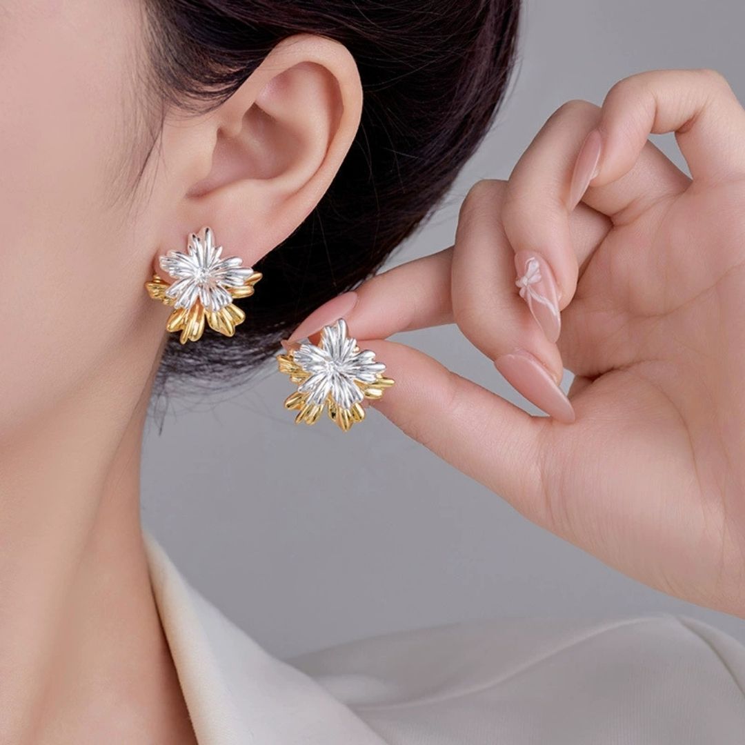 Two-Tone Petals Studs Earrings